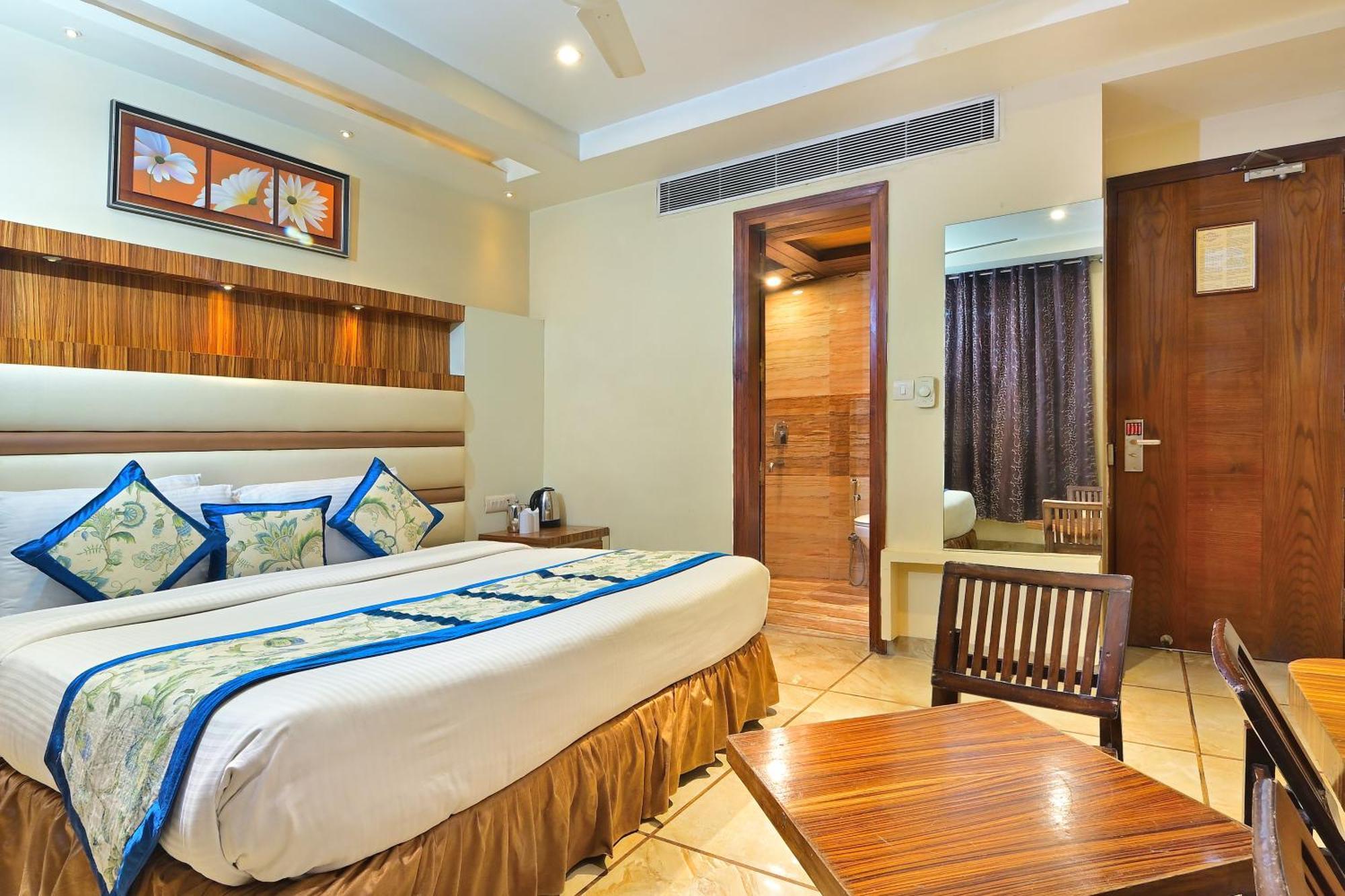 Hotel Hari Piorko Grand - 2 Min From New Delhi Railway Station 외부 사진